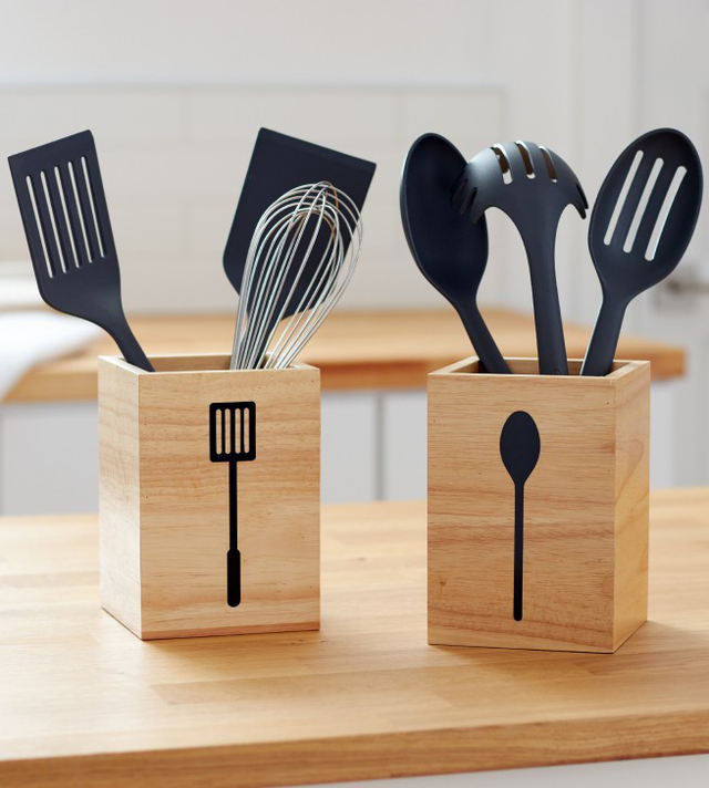 permanent vinyl utensil holder project